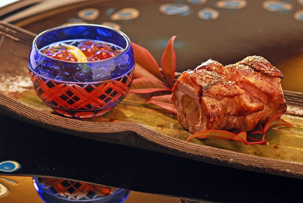 Отель Hakone Tokinoshizuku Экстерьер фото A pineapple upside down cake