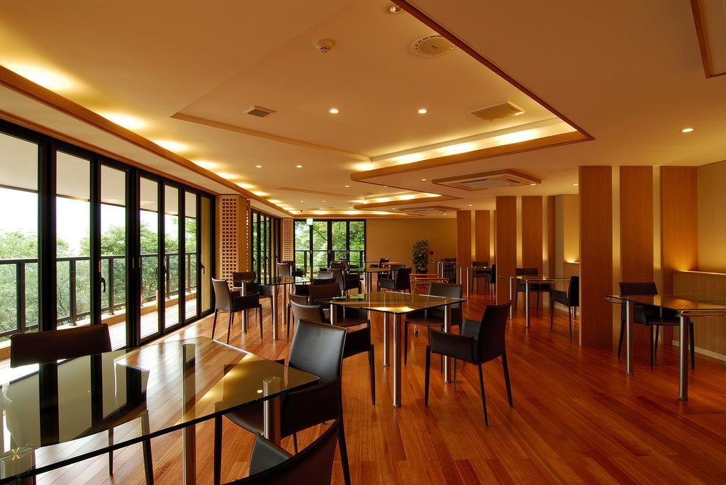 Отель Hakone Tokinoshizuku Экстерьер фото The lounge at the airport
